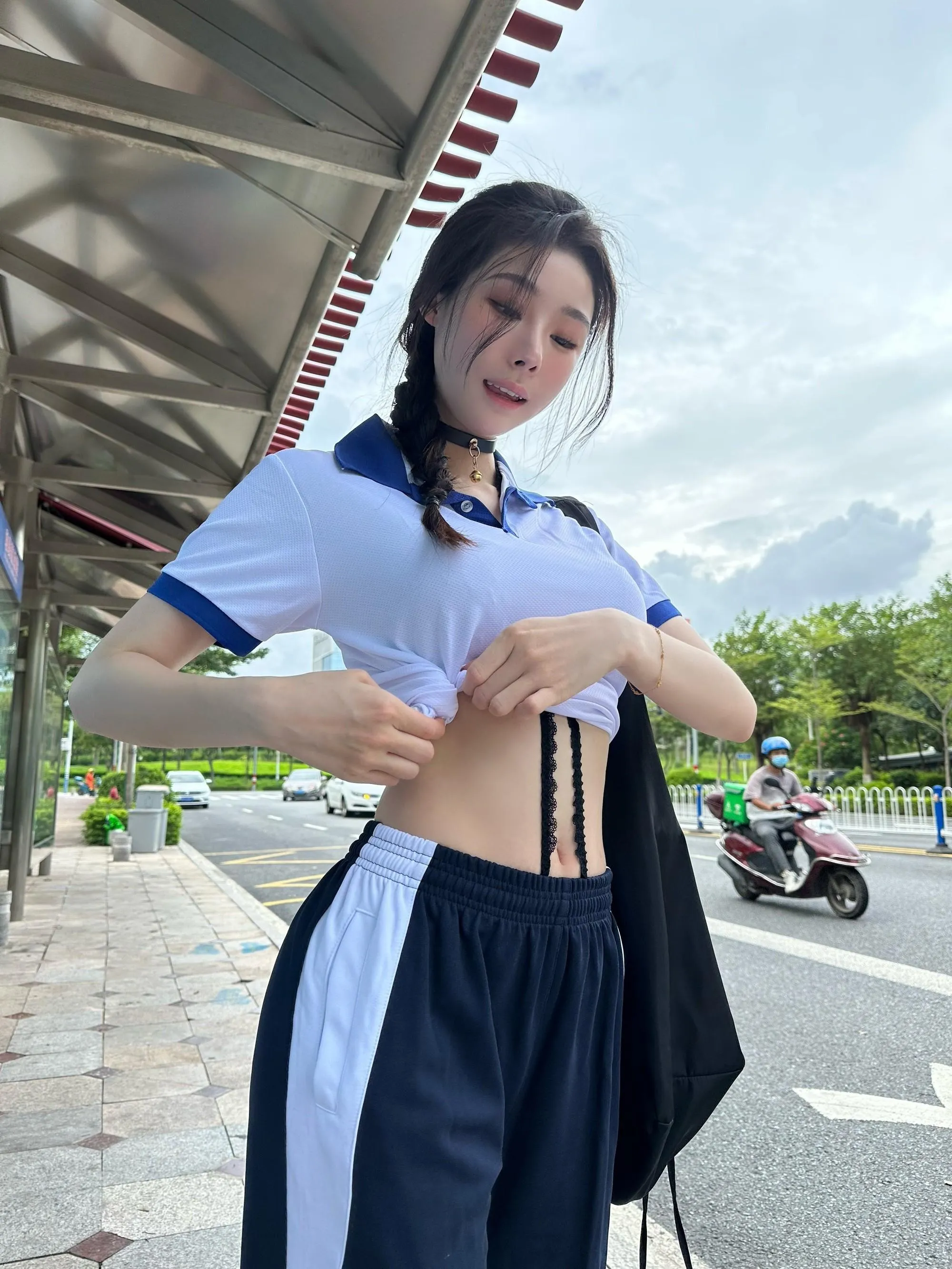是小逗逗 – NO.007 30粉丝著名美团外卖媛网红模特 全量资源 极品露脸大长腿顶级露出专家 [309P]插图3